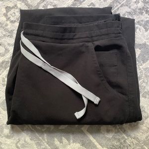 Figs yola women’s scrub pants